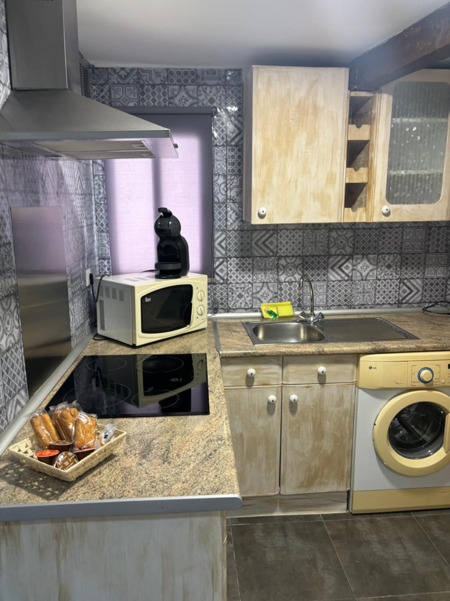 Apartamentos Mayte Toledo Eksteriør billede
