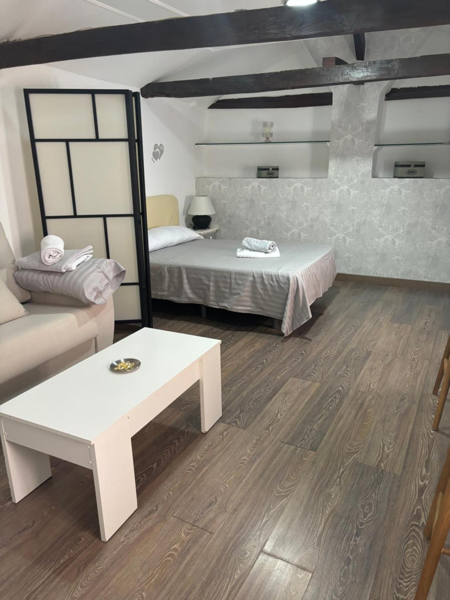 Apartamentos Mayte Toledo Eksteriør billede