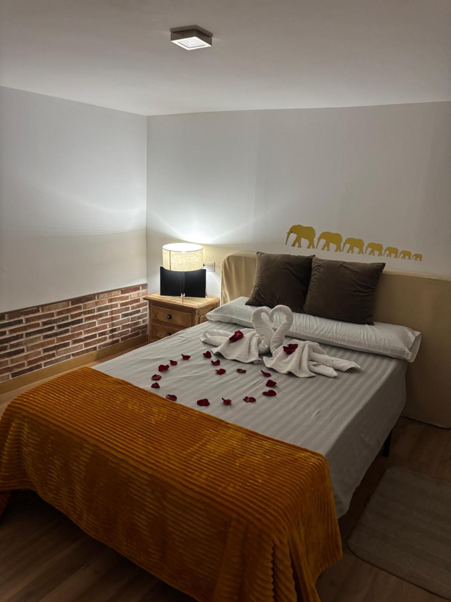 Apartamentos Mayte Toledo Eksteriør billede